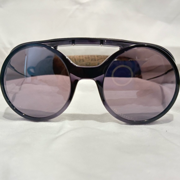 NEW! DITA NACHT-ONE DT108; BLACK & TRANSLUCENT BLACK FRAMES WIT GREY LENS. - Picture 1 of 8